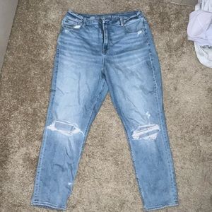 American Eagle High Waisted Jeans!